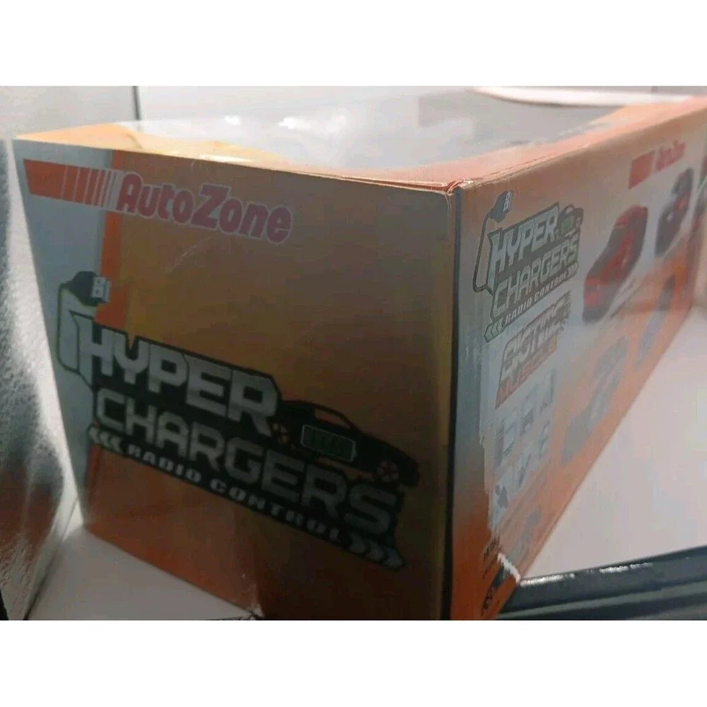AutoZone Limited Edition 2,935/12,000 - 2017 Ford GT R/C Car Hyper Charger